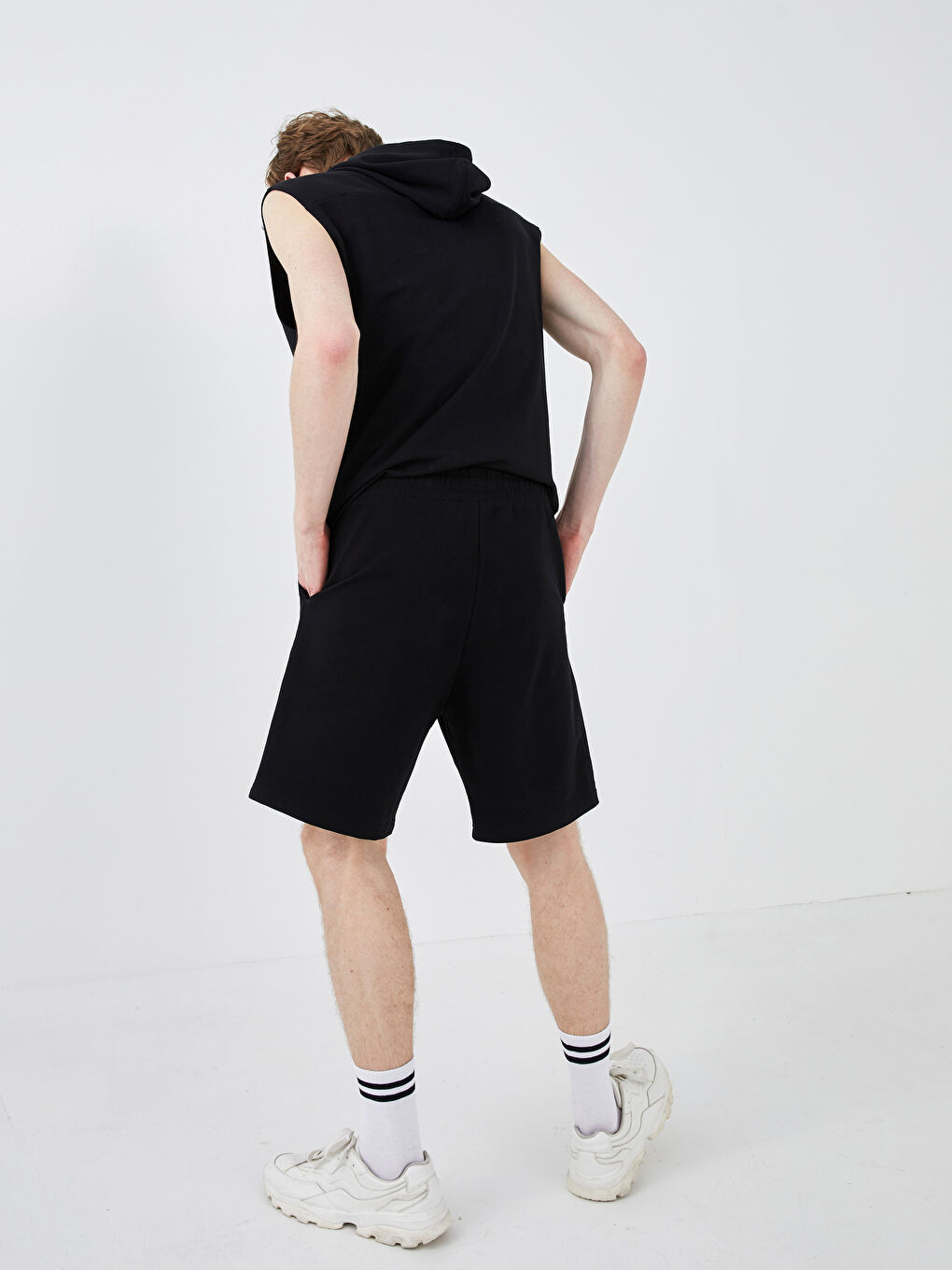 Siyah Standart Kalıp Erkek Aktif Spor Şort-5