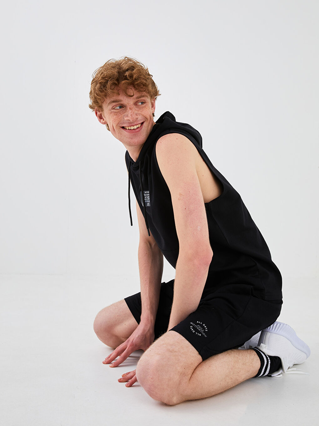 Siyah Standart Kalıp Erkek Aktif Spor Şort-2