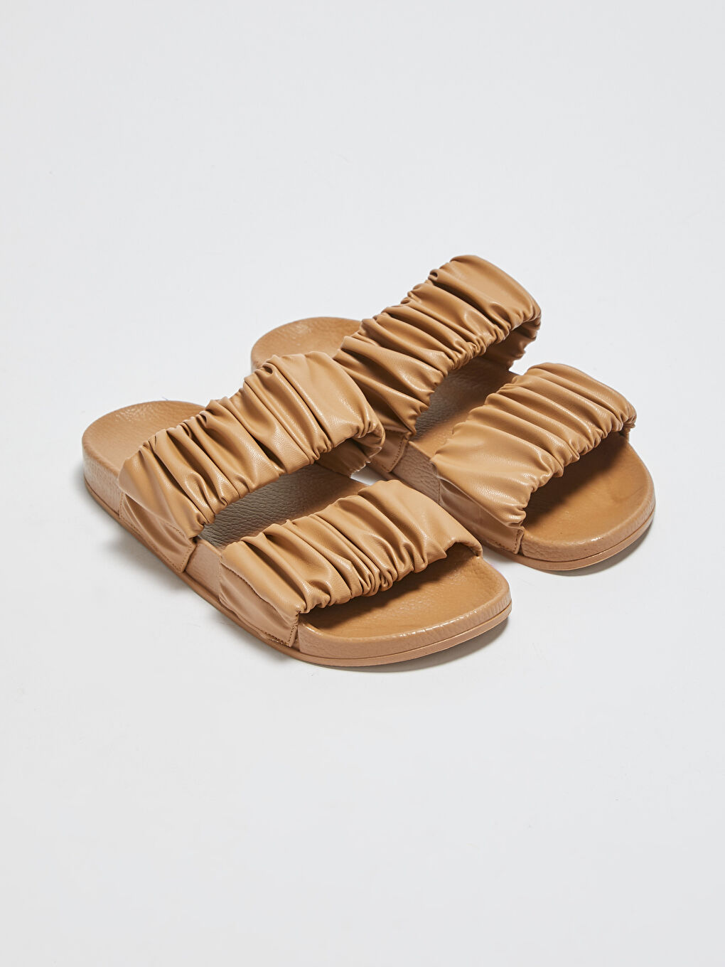 Kahverengi Deri Görünümlü Çift Bantlı Kadın Terlik-3