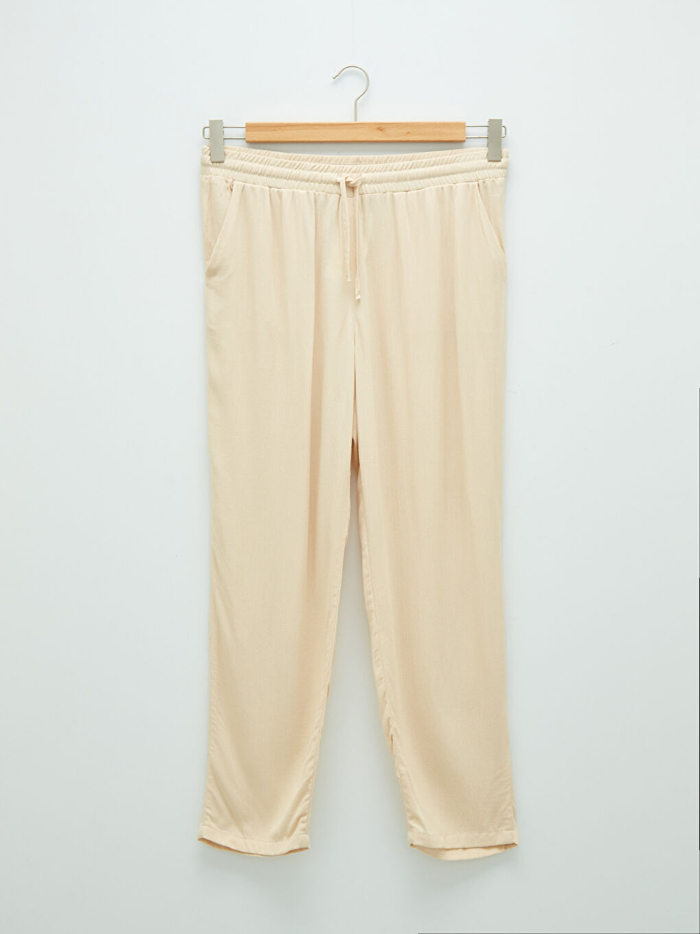 Bej Beli Lastikli Düz Cep Detaylı Viskon Hamile Pantolon-6