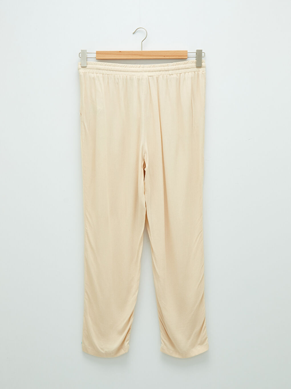 Bej Beli Lastikli Düz Cep Detaylı Viskon Hamile Pantolon-7