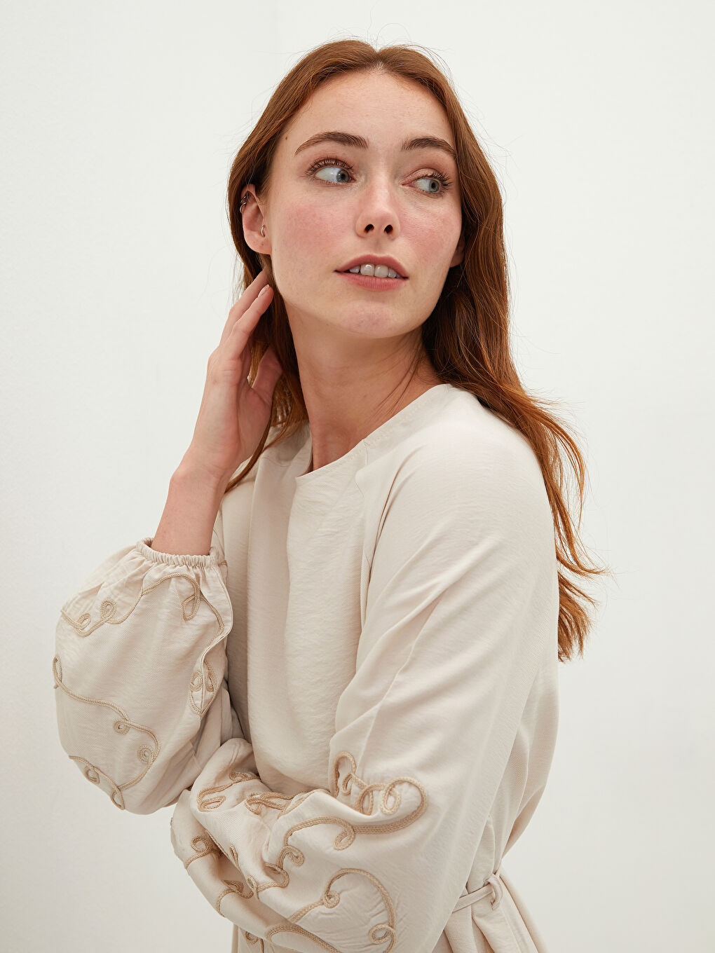 Crew Neck Embroidered Long Sleeve Corn Fabric Women's Dress-2