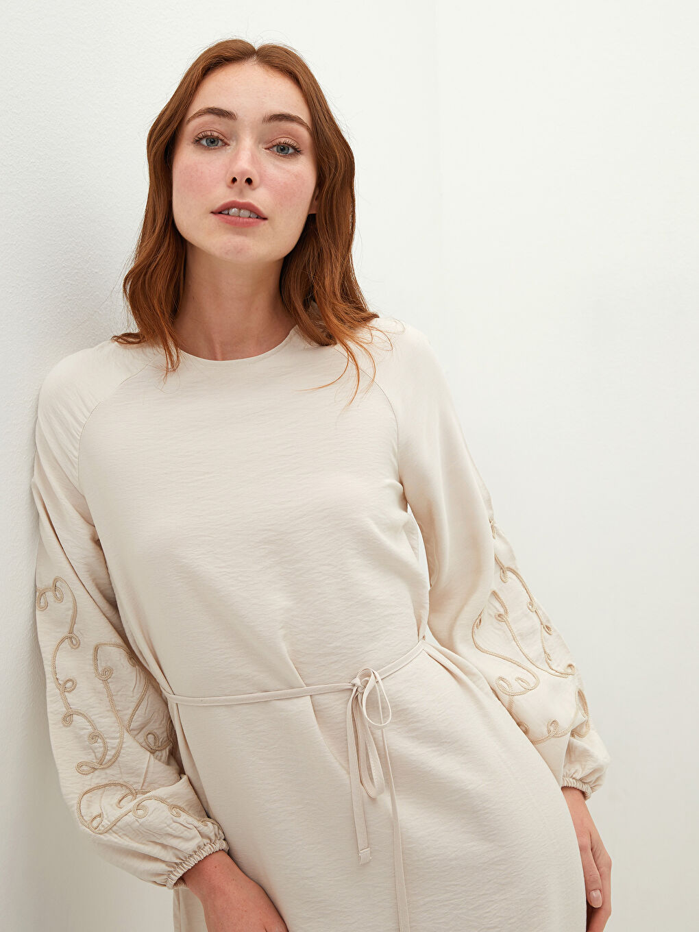 Crew Neck Embroidered Long Sleeve Corn Fabric Women's Dress-4