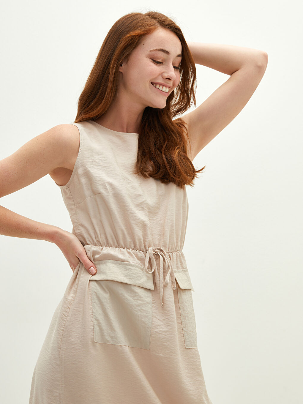 Crew Neck Sleeveless Tie Waist and Pocket Detail Women's Dress-2