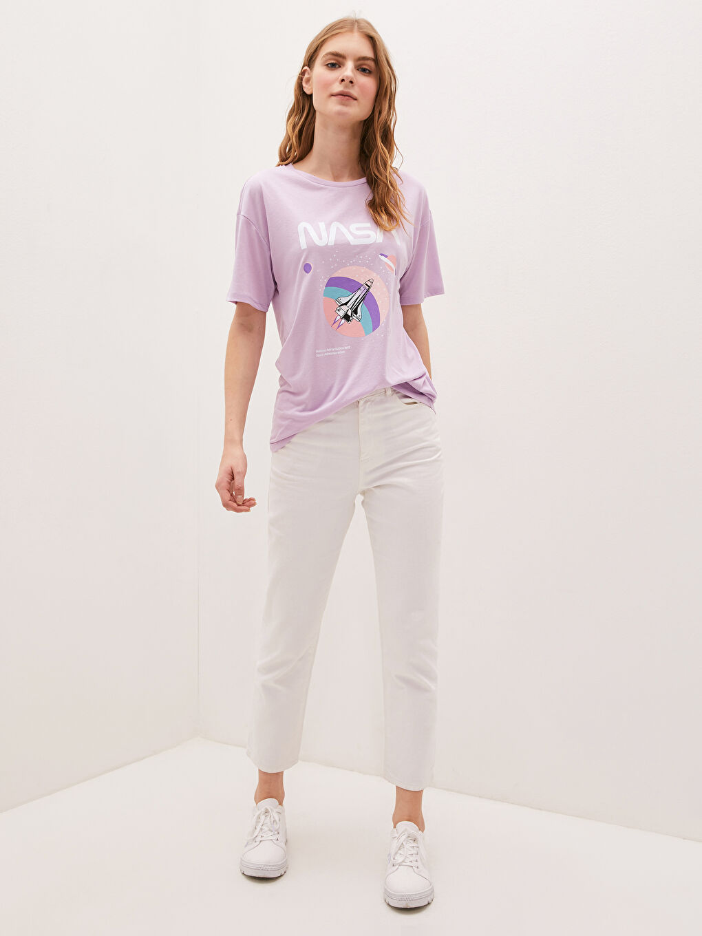 LCW Vision Crew Neck Nasa Printed Short Sleeve Women's T-Shirt -S1JH09Z8-KYB