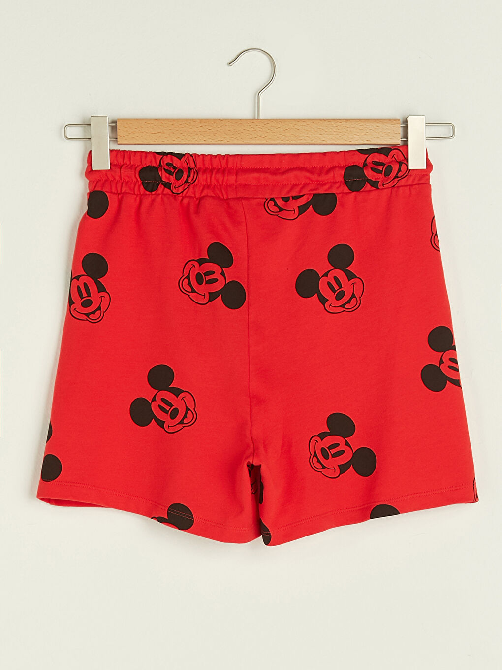 Kırmızı Beli Lastikli Mickey Mouse Baskılı Pamuklu Kadın Şort-6