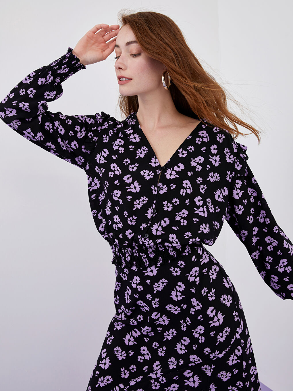 Karışık V Yaka Desenli Uzun Kollu Viskon Kadın Bluz-1