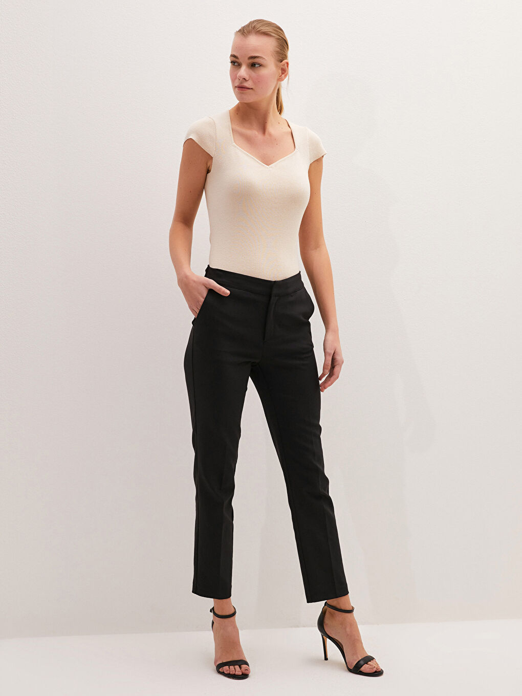 Bej U Yaka Düz Kısa Kollu Kadın Triko Kazak-7