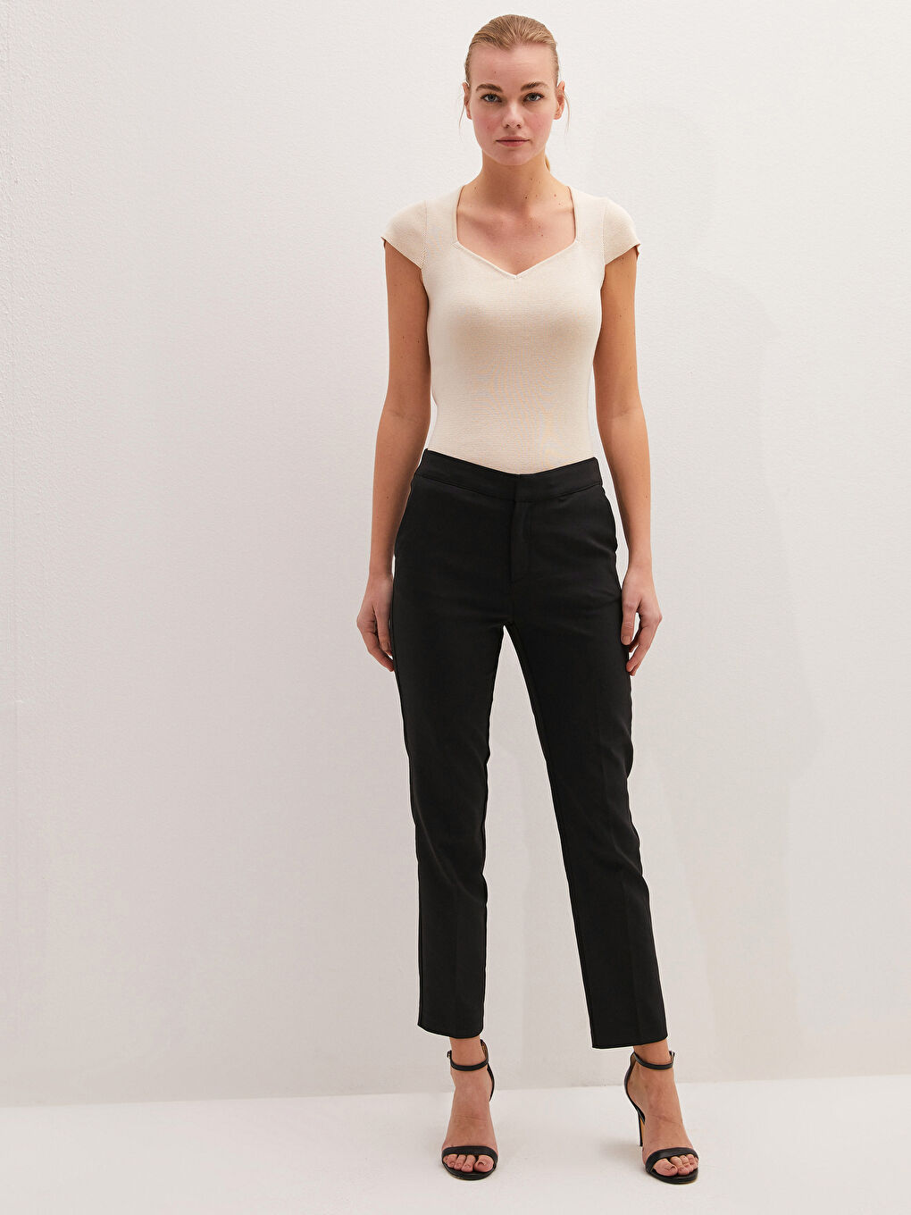 Bej U Yaka Düz Kısa Kollu Kadın Triko Kazak-8