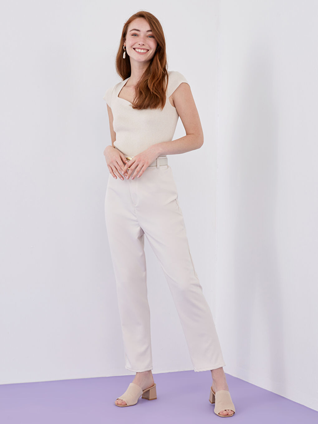 Bej U Yaka Düz Kısa Kollu Kadın Triko Kazak-2