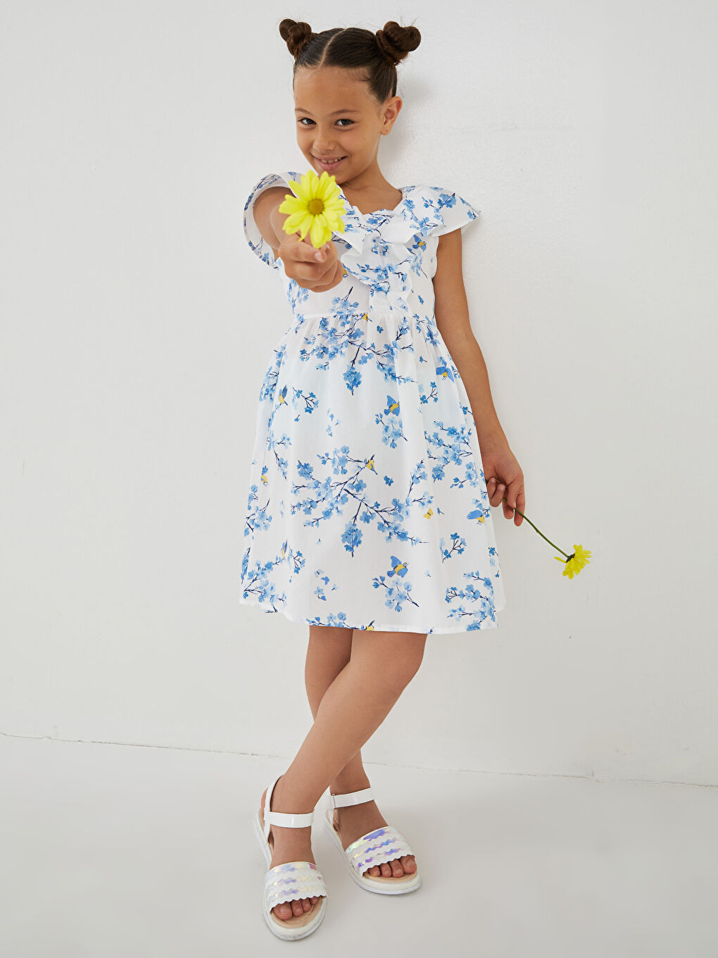 Beyaz V Yaka Desenli Poplin Kız Çocuk Elbise-1