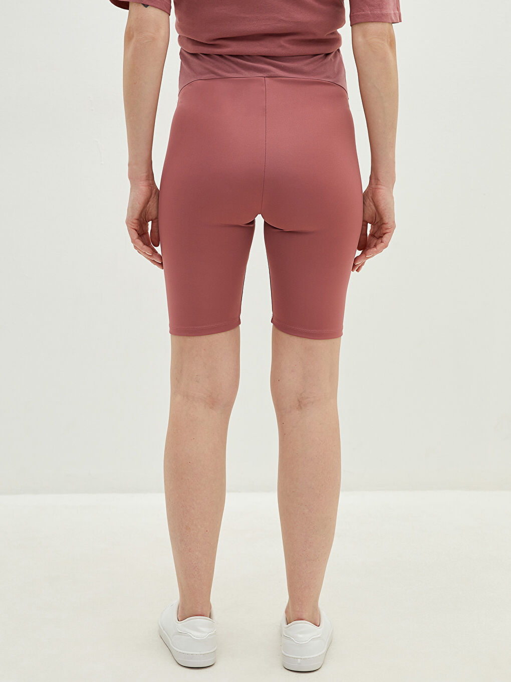 LCWAIKIKI Maternity Regular Maternity Shorts Tights with Over-bump Waistband -S1JK29Z8-GVS