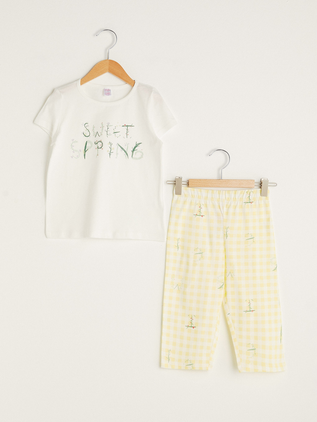 Ekru Bisiklet Yaka Baskılı Kısa Kollu Pamuklu Kız Çocuk Pijama Takımı