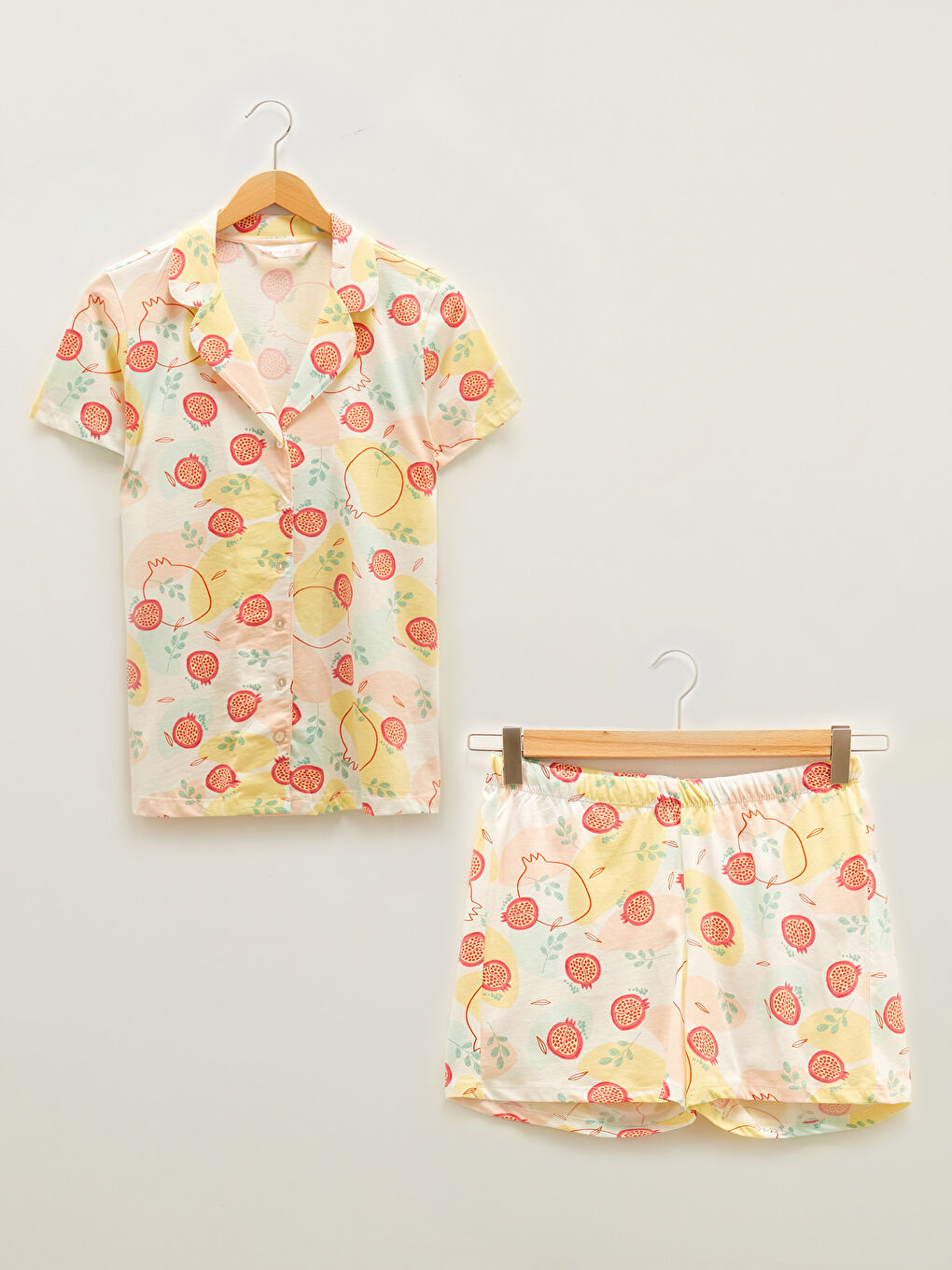 LCW DREAM Shirt Collar Patterned Short Sleeve Cotton Women's Short Pajamas Set -S1JK94Z8-LRA