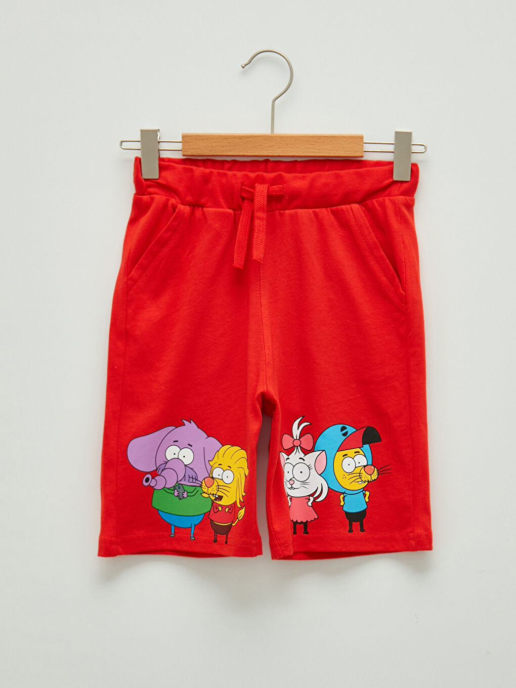 Kırmızı Beli Lastikli Kral Şakir Baskılı Erkek Çocuk Şort