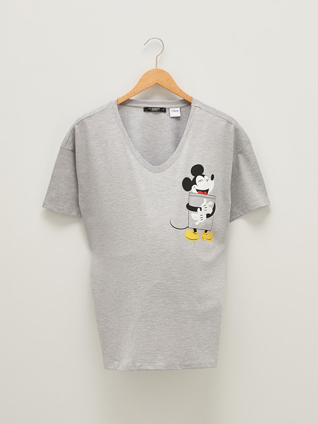 LCWAIKIKI Maternity V Neck Mickey Mouse Printed Short Sleeve Pregnant T-shirt -S1JN06Z8-LAL