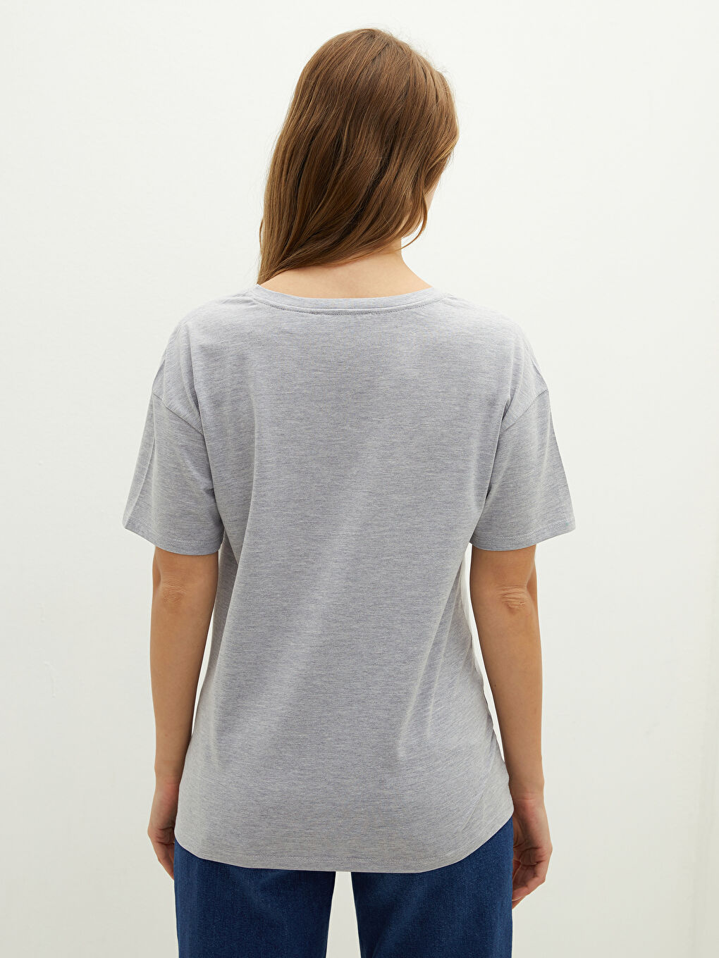 LCWAIKIKI Maternity V Neck Mickey Mouse Printed Short Sleeve Pregnant T-shirt -S1JN06Z8-LAL