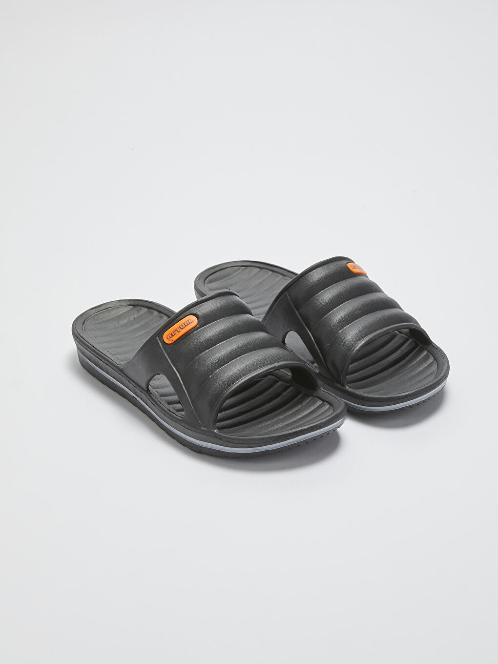 Siyah Tek Bantlı Erkek Terlik