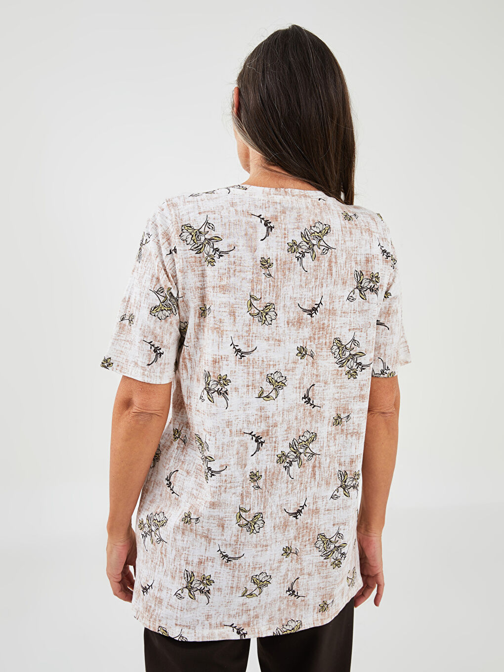 T-shirt en coton à manches courtes à col rond et motif floral-6