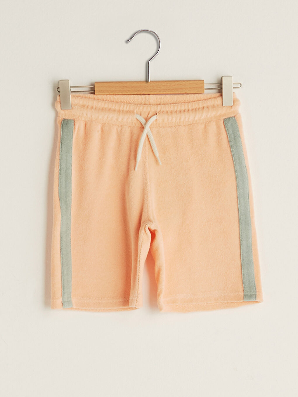 شورت أساسي بخصر مرن للأولاد