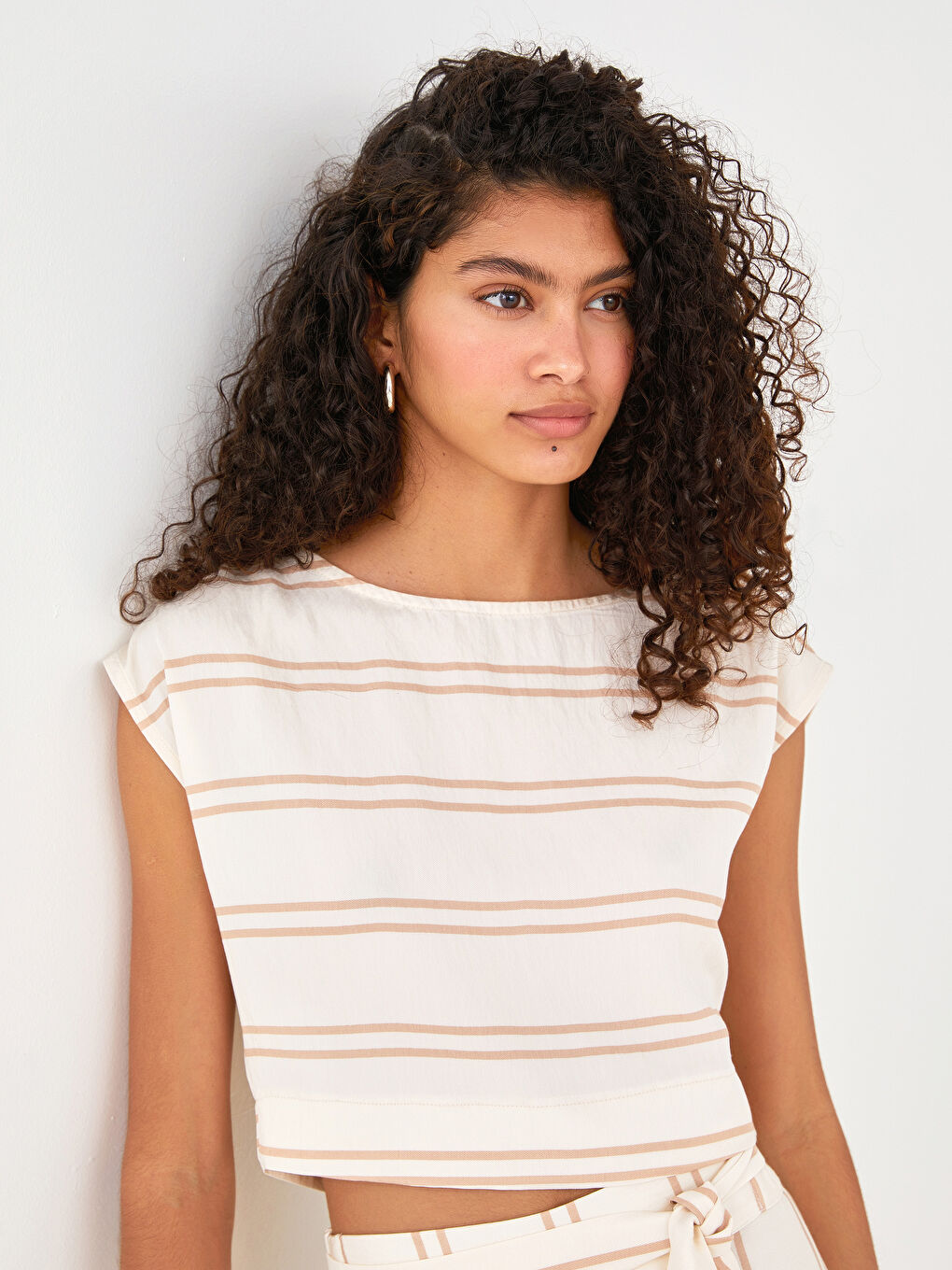 LCW Limited Women's Crew Neck Striped Sleeveless Blouse -S1JO41Z8-LE8