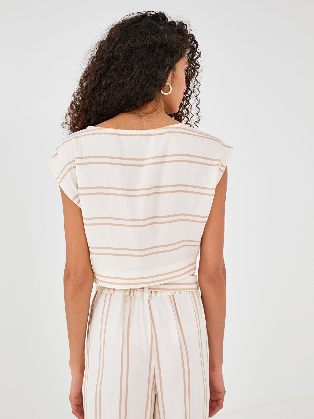 LCW Limited Women's Crew Neck Striped Sleeveless Blouse -S1JO41Z8-LE8
