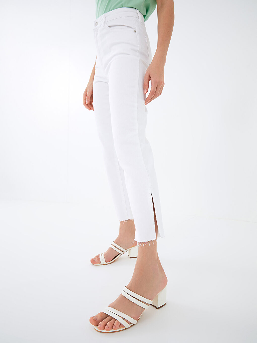 Women's High Waist Pocket Detailed Jean Trousers-1