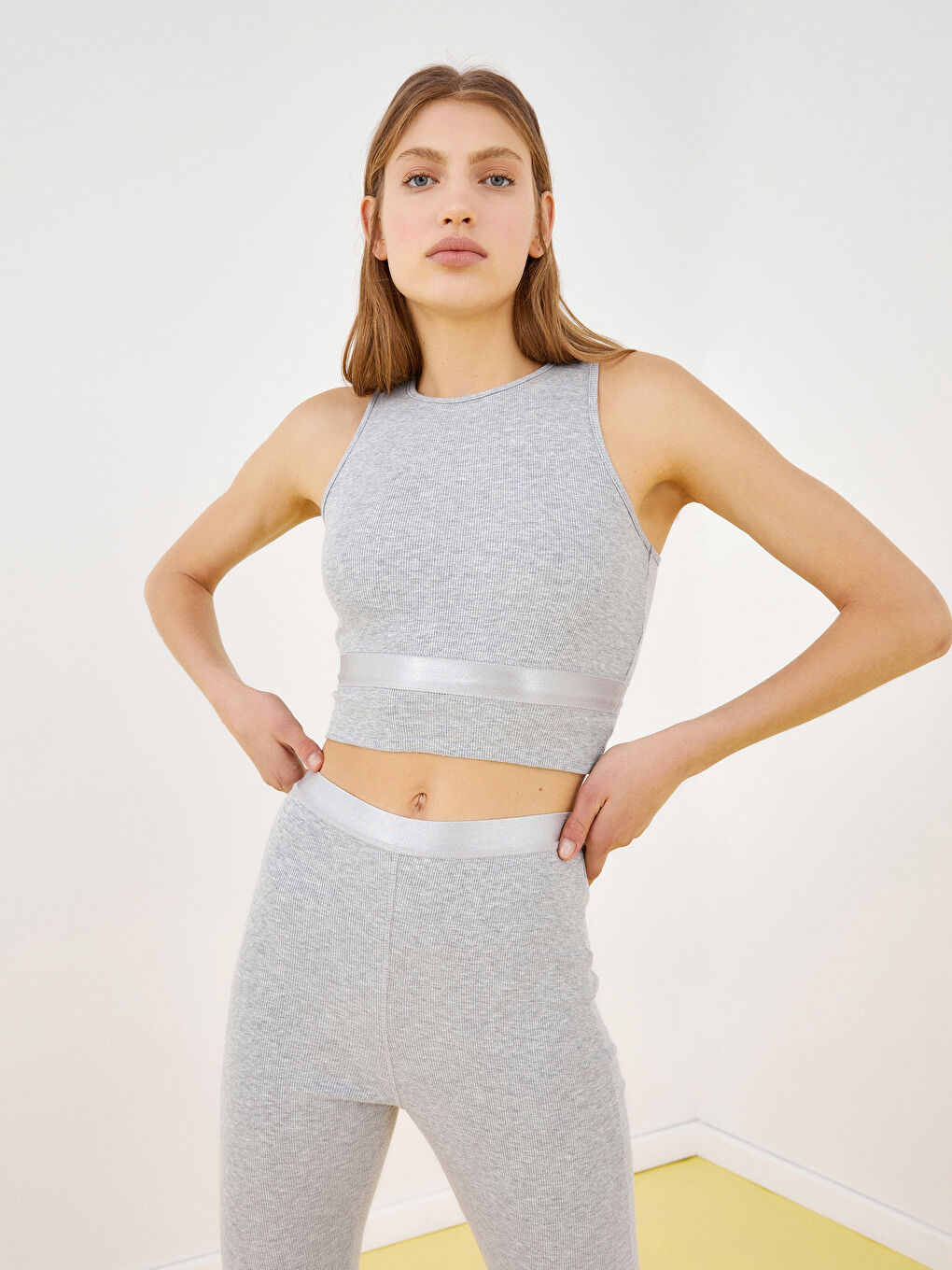 LCW Limited Women's Shiny Detailed Bustier With Crew Neck Straps -S1JP87Z8-LAK