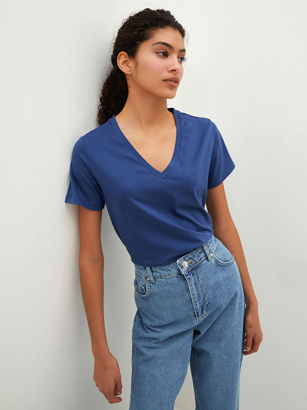 V-Neck Plain Short Sleeve Women's T-Shirt