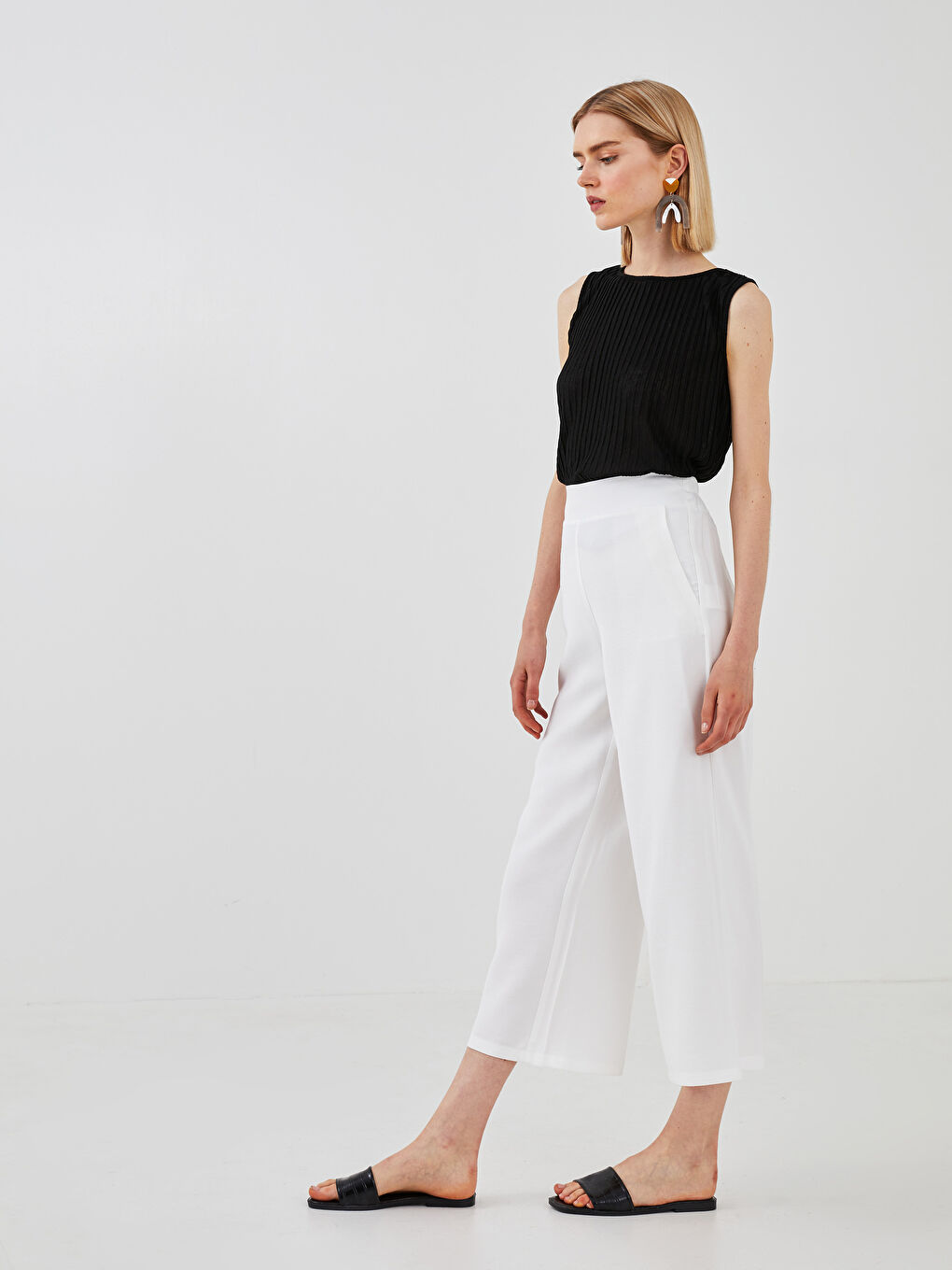 Pantalon Capri Taille Haute Coupe Ample Longueur Cheville Détail Poches pour Femmes-2