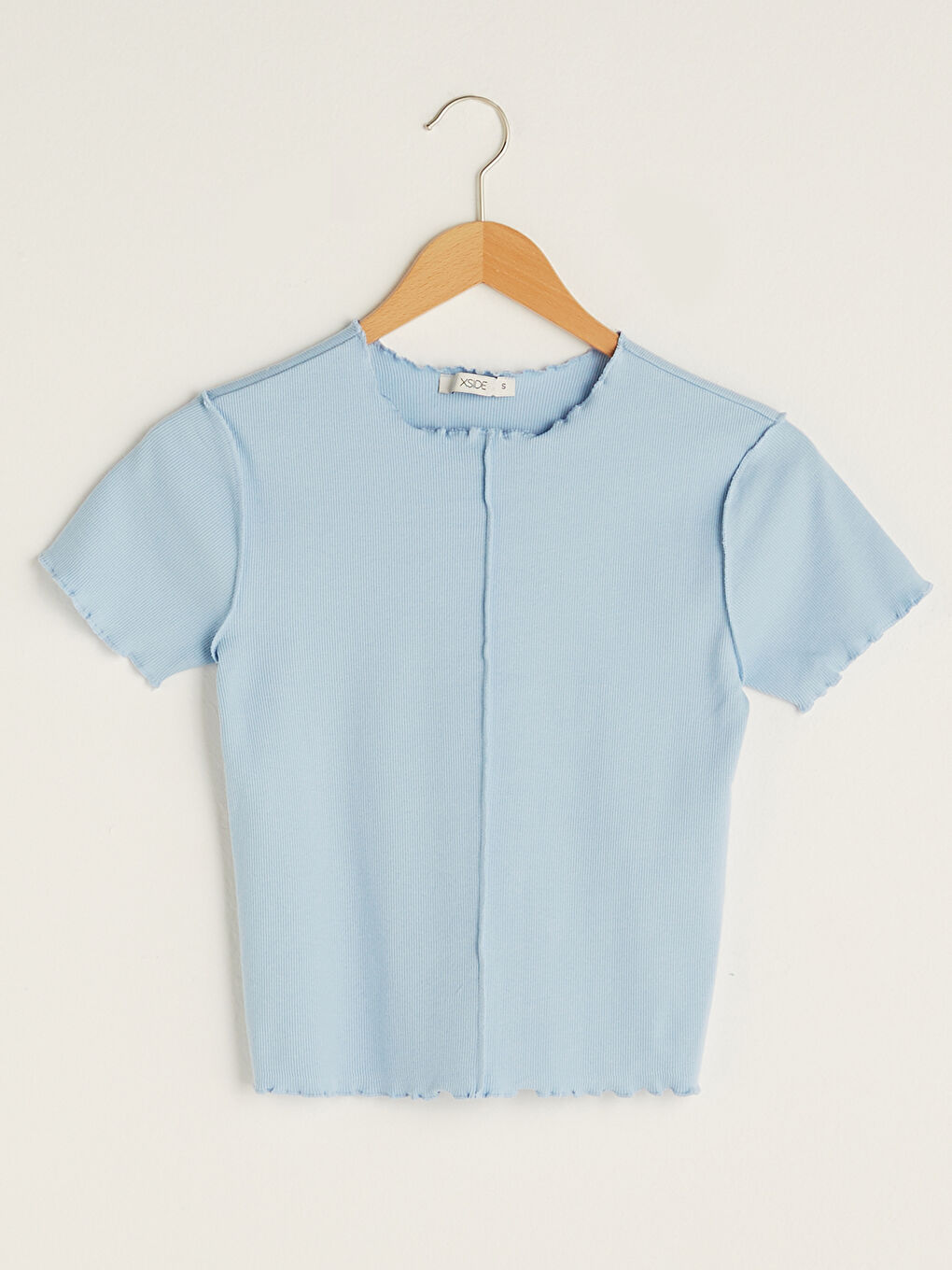 تيشيرت قصير برقبة دائرية وأكمام قصيرة للسيدات-7