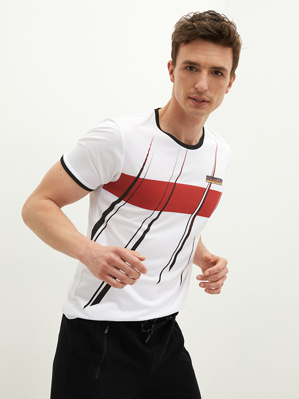 Beyaz Bisiklet Yaka Kısa Kollu Aktif Spor Erkek Tişört-1