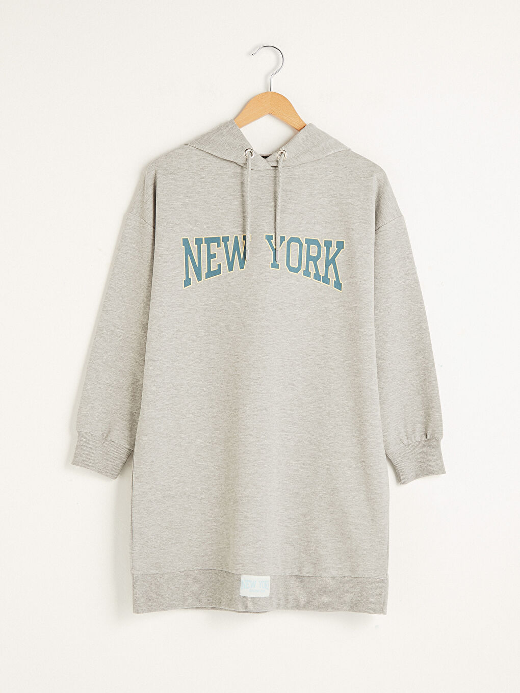 Gri Kapüşon Yaka Baskılı Uzun Kollu Kadın Sweatshirt Tunik-5