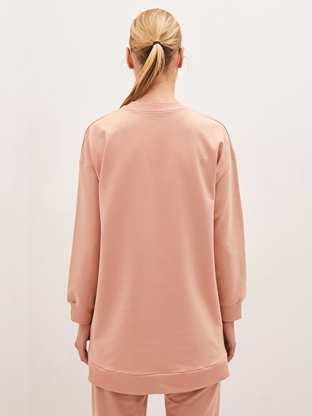 تونيك كنزة رياضية برقبة دائرية مطبوع بأكمام طويلة للسيدات-4