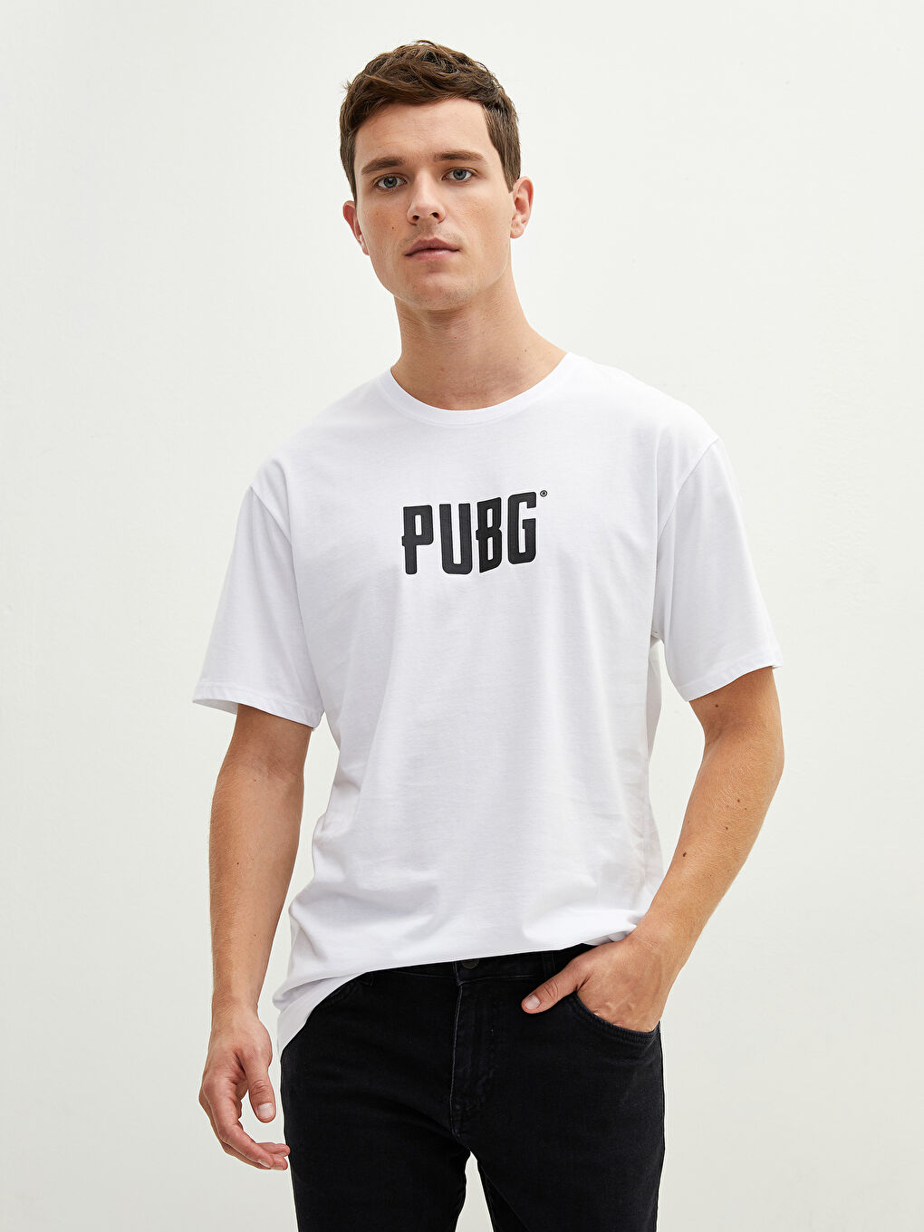 Beyaz Bisiklet Yaka Kısa Kollu Pubg Baskılı Penye Erkek Tişört-1