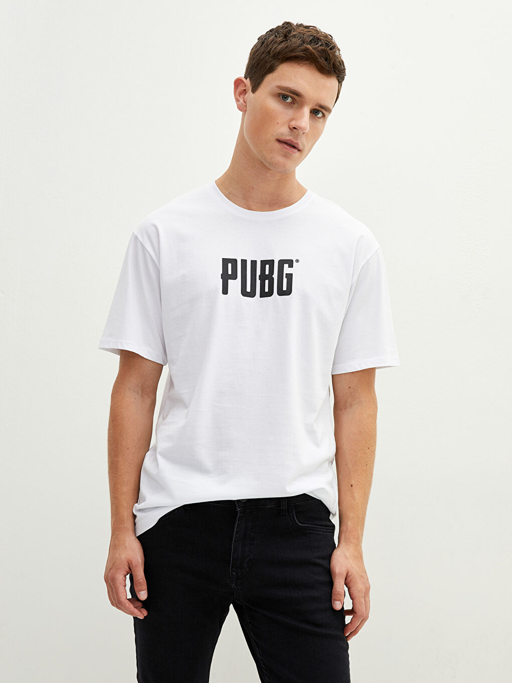 Beyaz Bisiklet Yaka Kısa Kollu Pubg Baskılı Penye Erkek Tişört