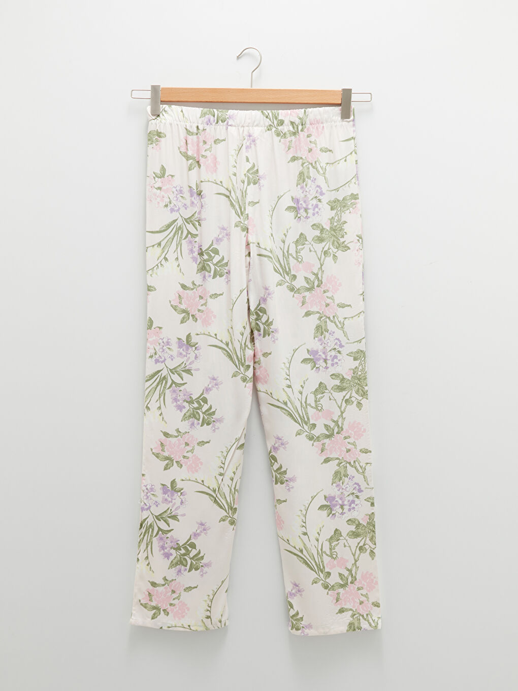 V-Neck Floral Short Sleeve Viscose Women's Pajamas Set-4