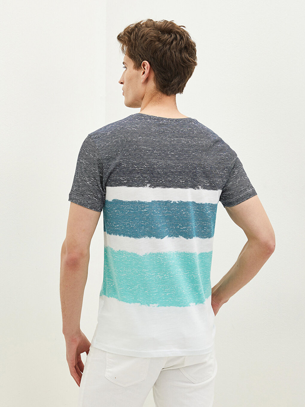 Beyaz Bisiklet Yaka Kısa Kollu Renk Bloklu Penye Erkek Tişört-3