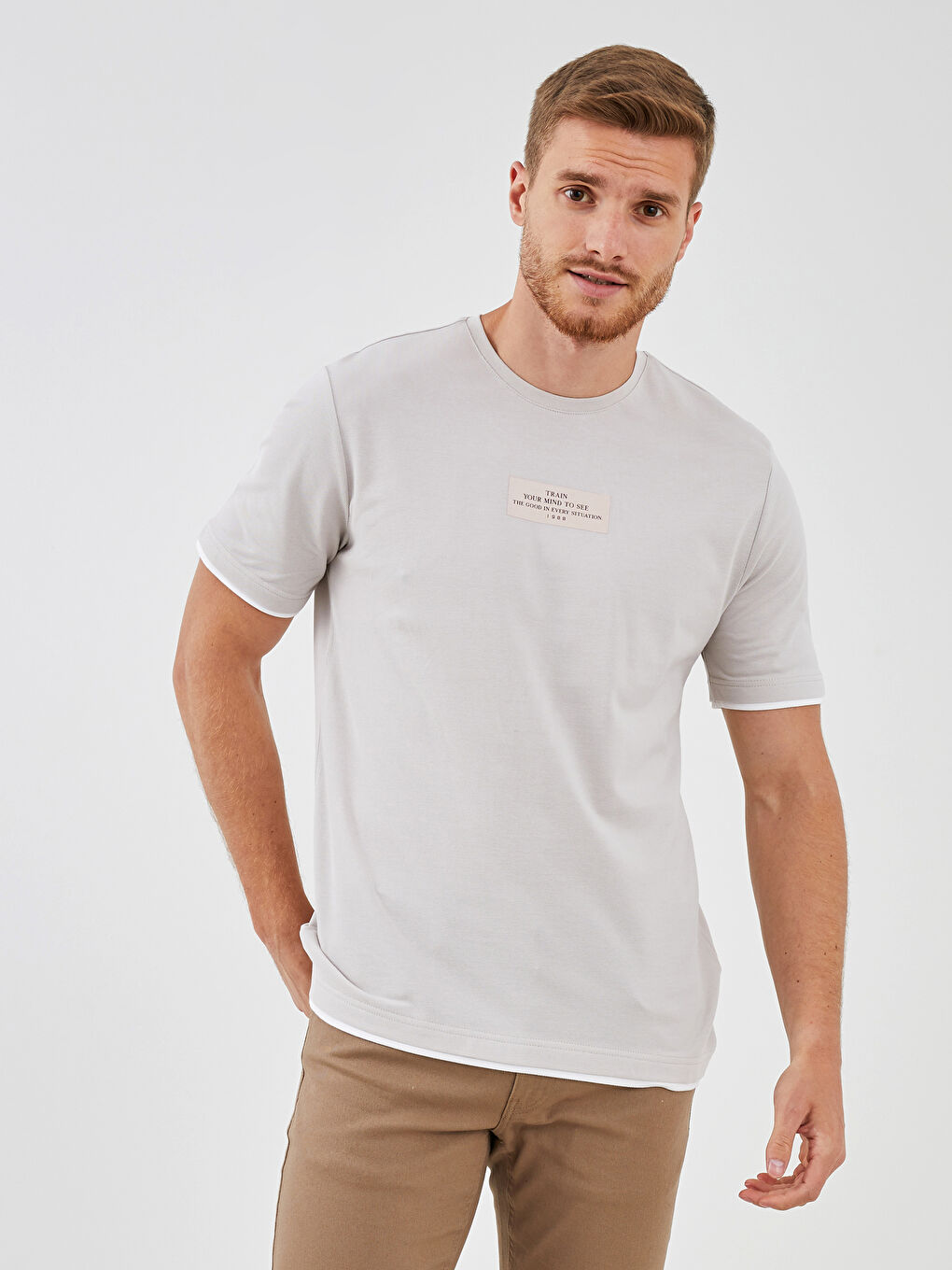 Gri Bisiklet Yaka Kısa Kollu Baskılı Penye Erkek Tişört-1