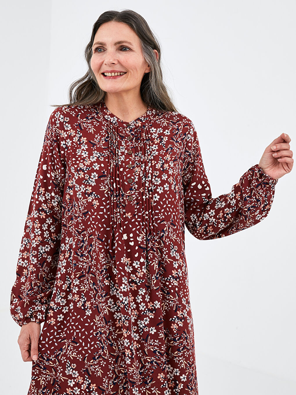 Kırmızı Hakim Yaka Çiçek Baskılı Uzun Kollu Belmando Kumaş Kadın Elbise