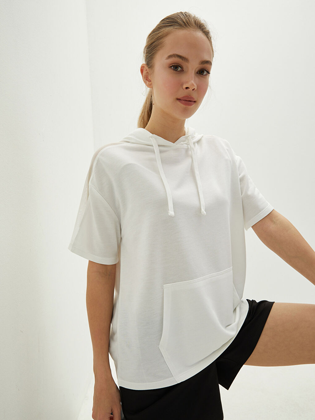 XSIDE ACTIVE Hooded Collar Plain Kangaroo Pocket Short Sleeve Women's Sports T-Shirt -S1K080Z8-EEW