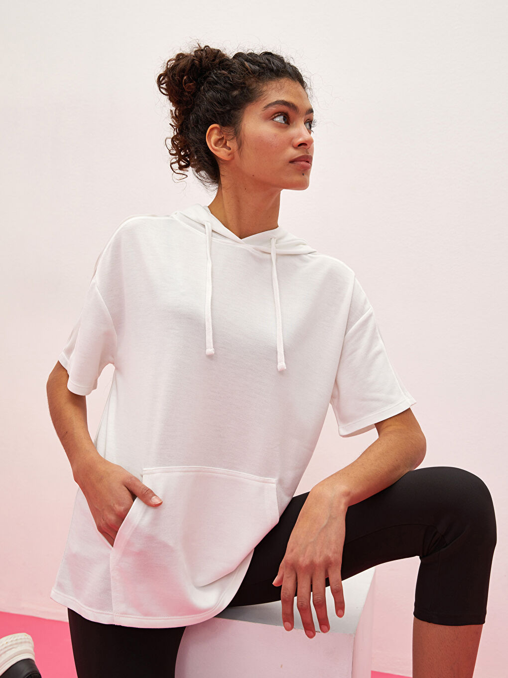 XSIDE ACTIVE Hooded Collar Plain Kangaroo Pocket Short Sleeve Women's Sports T-Shirt -S1K080Z8-EEW