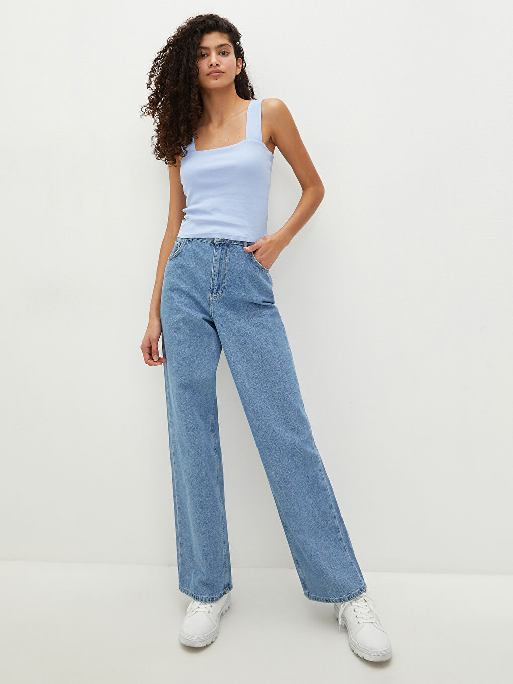 Mavi Kare Yaka Düz Askılı Kaşkorse Kumaş Kadın Atlet-6