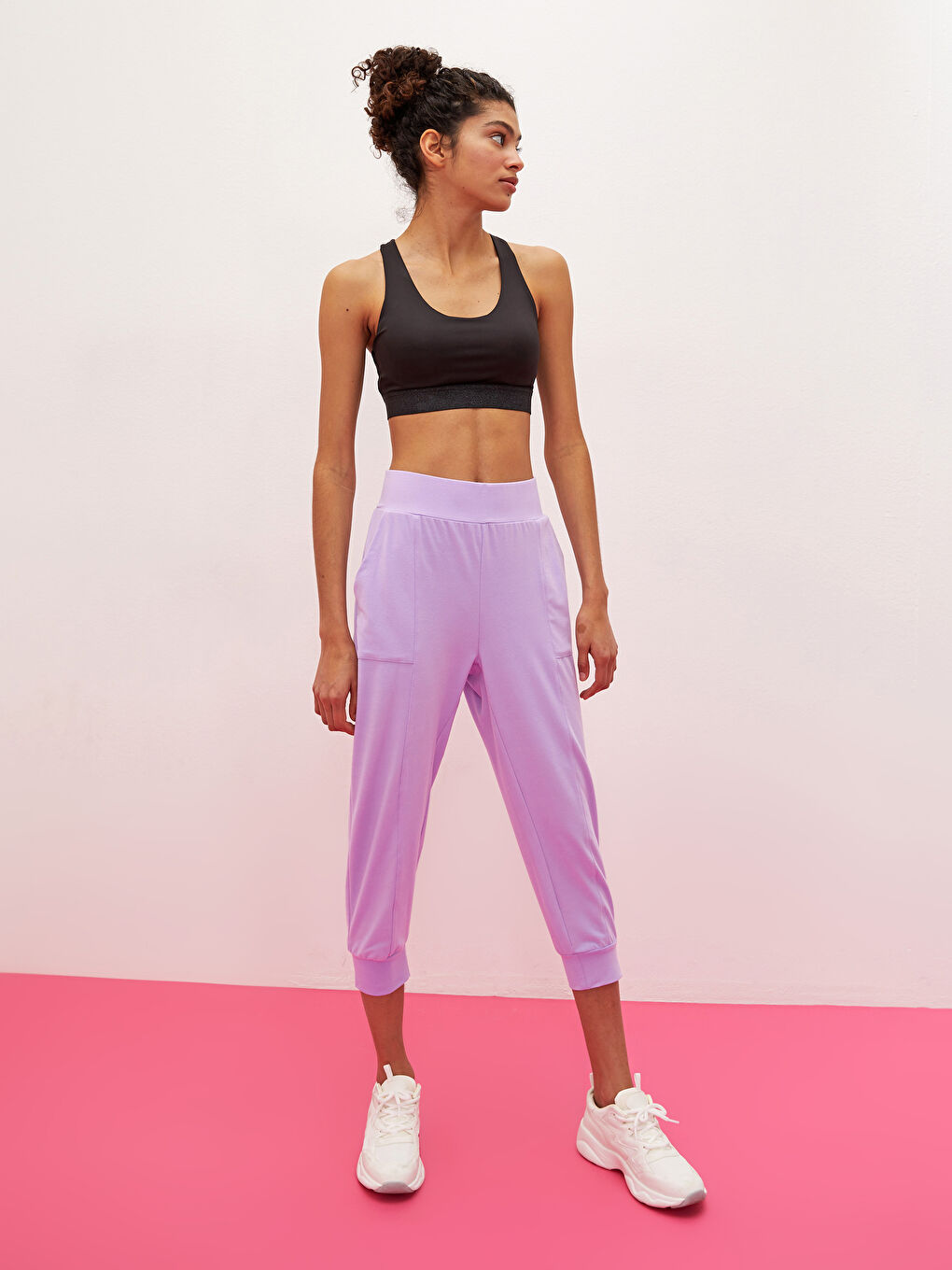 Xside Active Damen-Sport-Sweatpants mit Taschen-Details und schlichtem Design -S1K150Z8-UMM