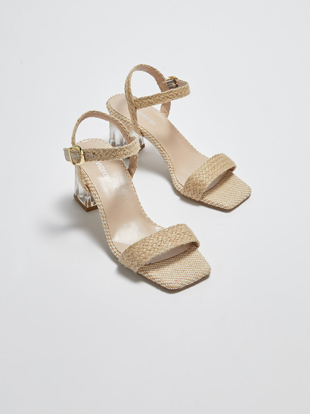 Bej Hasır Detaylı Topuklu Kadın Sandalet-6