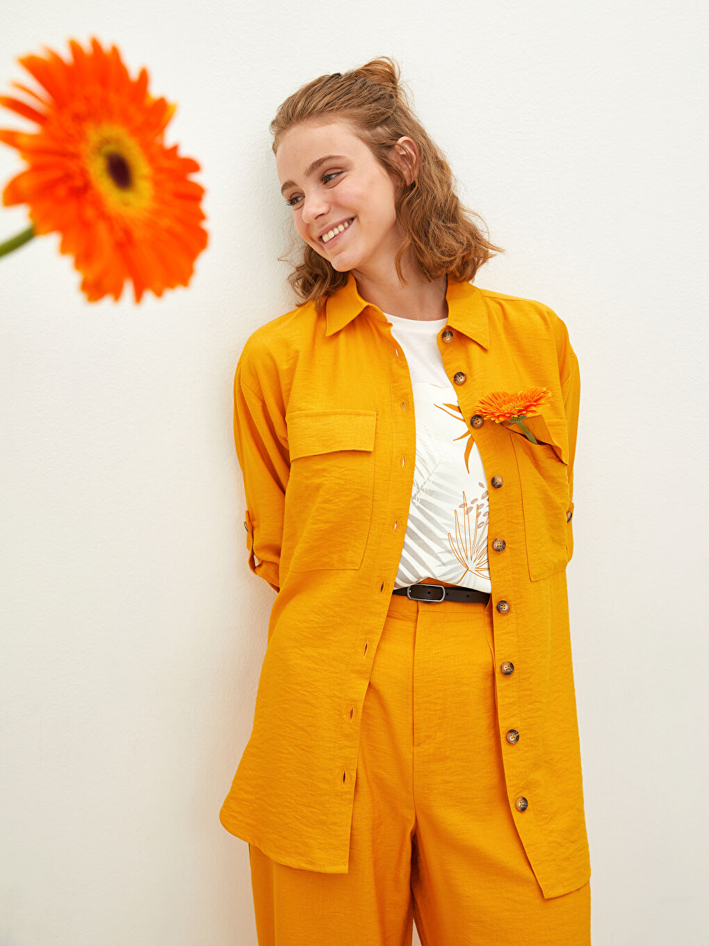 Short Sleeve Dobby Fabric Women's Shirt With Pocket Detailed Button Closure-3