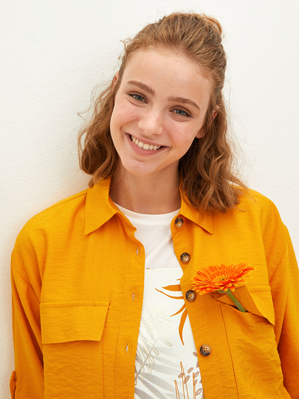 Short Sleeve Dobby Fabric Women's Shirt With Pocket Detailed Button Closure-4