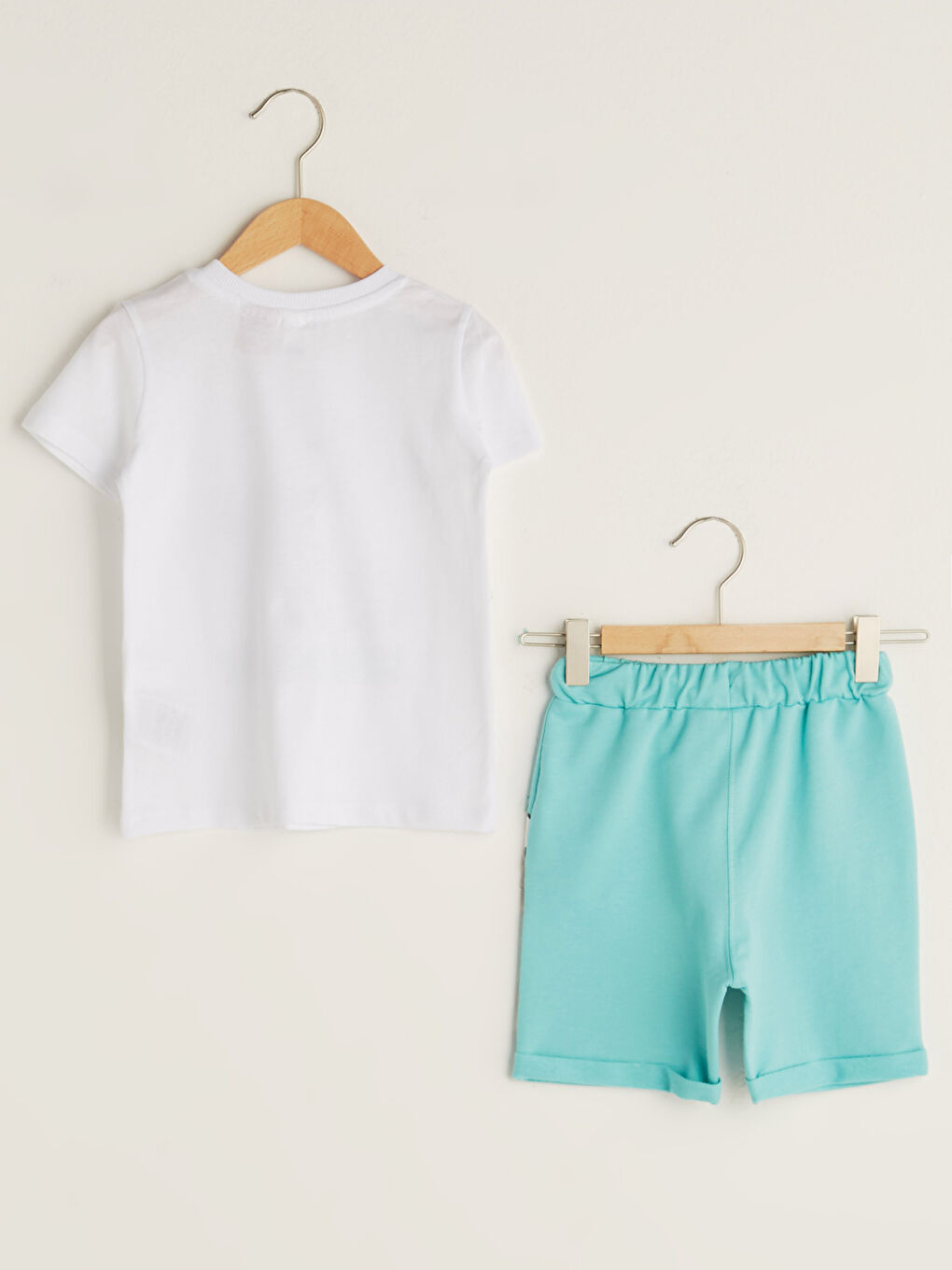 Ensemble T-shirt et Short Bébé Garçon en Coton Imprimé Snoopy à Manches Courtes et Col Rond-1