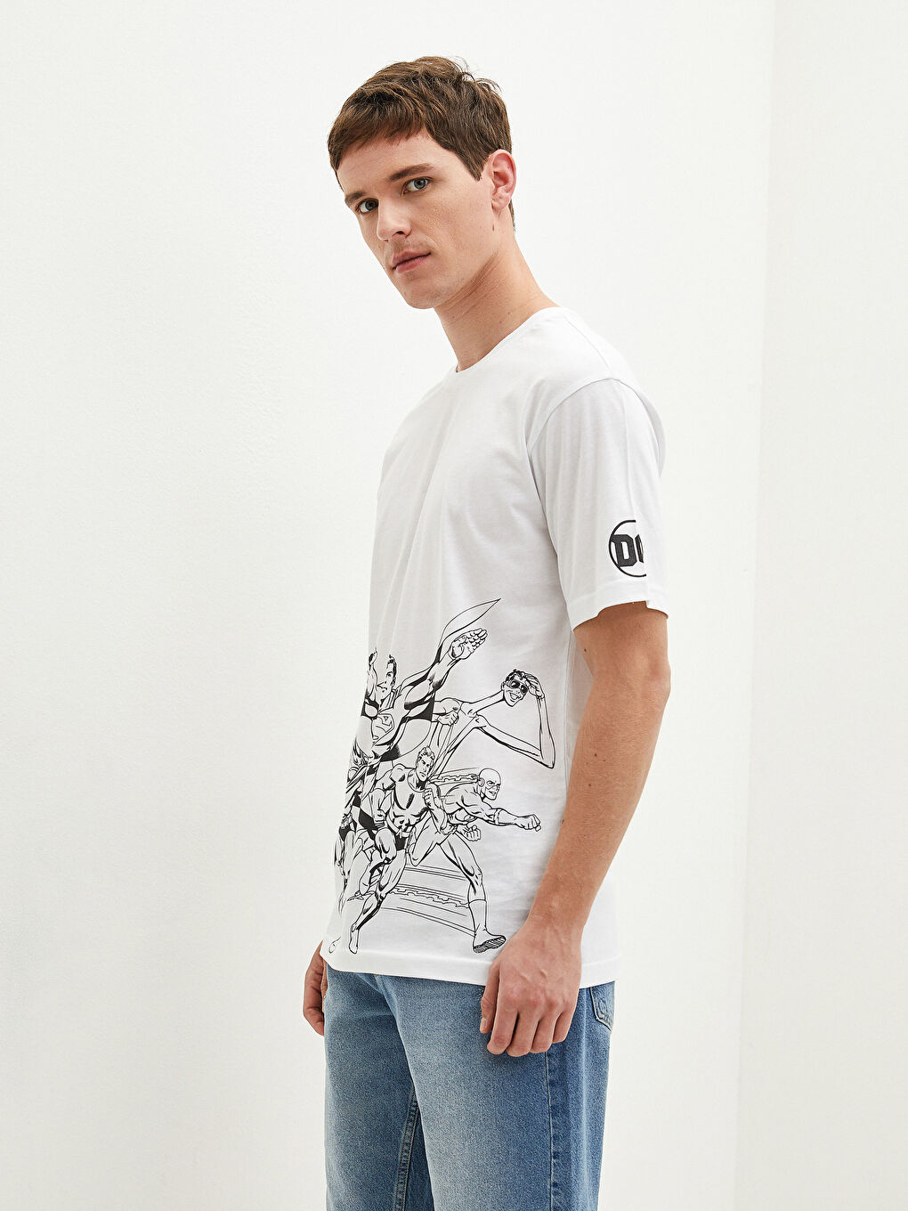 Beyaz Bisiklet Yaka Kısa Kollu Justice League Baskılı Penye Erkek Tişört-2