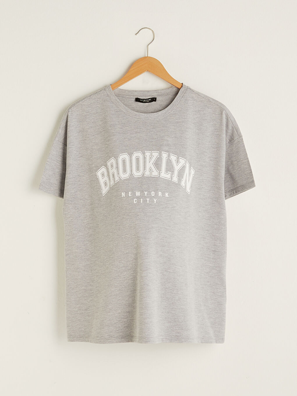 Gri Bisiklet Yaka Baskılı Kısa Kollu Hamile Tişört-4